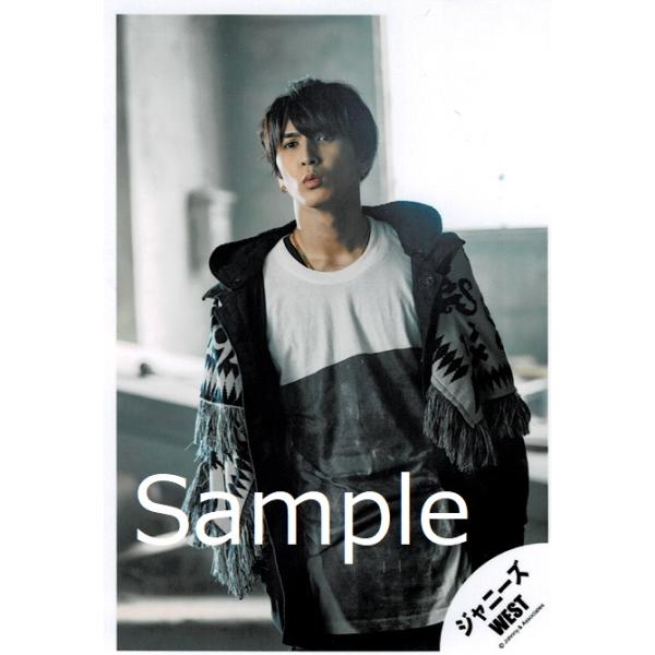 藤井流星 ジャニーズwest 公式生写真 ドラゴンドッグ 衣装白 黒 口とがらせ Y 1535 アレイズブック ヤフーshop 通販 Yahoo ショッピング