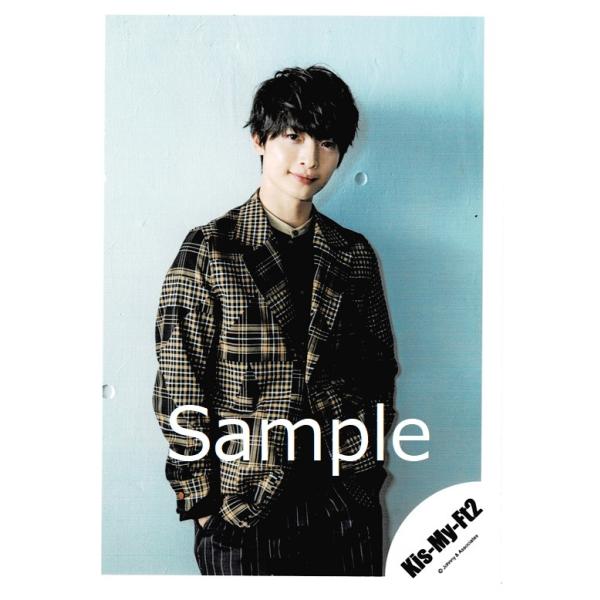 玉森裕太 Kis My Ft2 キスマイ 公式生写真 Free Hugs 衣装黒 黄色 白 カメラ目線 口閉じ 背景グレー Z アレイズブック ヤフーshop 通販 Yahoo ショッピング