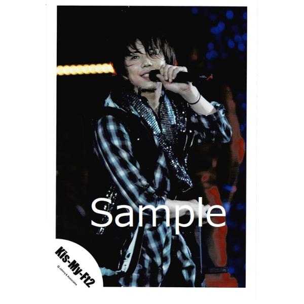 北山宏光 Kis My Ft2 キスマイ 公式生写真 ライブ 衣装黒 グレー 白 マイク持ち 目線若干左 Z アレイズブック ヤフーshop 通販 Yahoo ショッピング