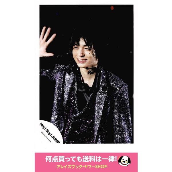 伊野尾慧 Hey Say Jump 公式生写真 ライブ 衣装紫 銀 黒 背景黒 歯見せ 目線左 新規購入