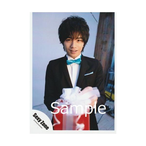 中島健人 Sexy Zone 公式生写真 衣装黒スーツ 水色蝶ネクタイ プレゼント赤 カメラ目線 Z 4487 アレイズブック ヤフーshop 通販 Yahoo ショッピング