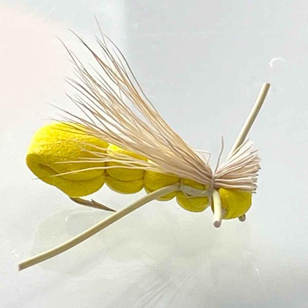 パターン名：テレストリアルタイプ：ドライフライ主な使い方：釣り上がり、ライズ狙いイメージ：テレストリアル（陸生昆虫）バッタ イナゴ コオロギ　など対応フック：バーブド（返しあり） バーブレス（返しなし）サイズ #8 #10 #12※フックは...