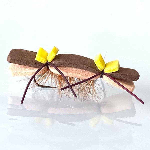 パターン名：テレストリアルタイプ：ドライフライ主な使い方：釣り上がり、ライズ狙いイメージ：テレストリアル（陸生昆虫）バッタ イナゴ コオロギ　など対応フック：バーブレス（返し無し）サイズ #8 #10 ※フックは一般的なドライフライフックよ...