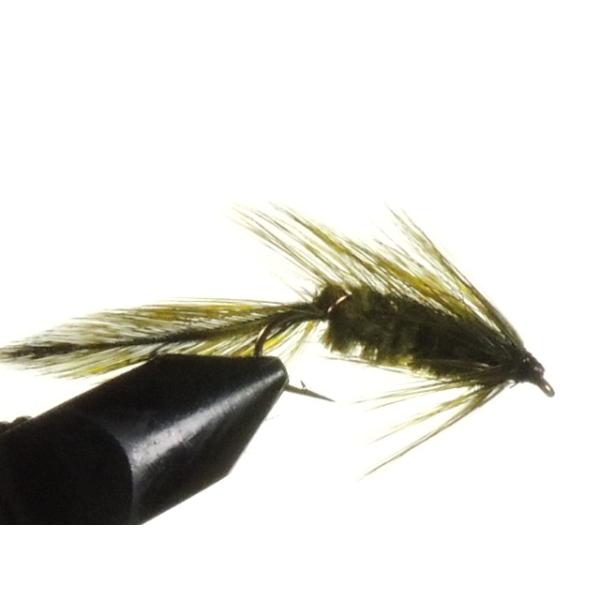 名作のストリーマーパターンです。本流、湖での大物狙いにオススメです。シンキングラインとの組み合わせで使用するのが一般的で、流れを横切らせたりリトリーブして誘います。全体的にしっかりしたシルエットは水中でもその形を変えません。ドライフライ/ウ...