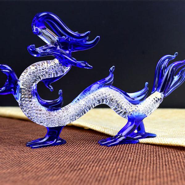 土日は10%off 【ブルー】龍神 風水 クリスタル 置物 ガラス 玉 土日は10%off 【ブルー】龍神 風水 クリスタル 置物 ガラス 玉