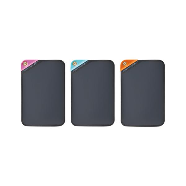 商品詳細外形寸法： 約100(W)×150(H)×0.5(D)mm※突起部除く最薄部(D)画面サイズ：約7インチLCD(約100×150mm)質量：約10g主な材質：PET、PVCフィルムセット内容：本体(BB-18M)3枚、取扱説明書(保...