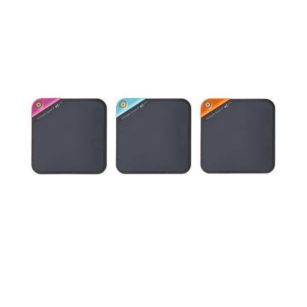 商品詳細外形寸法：約100(W)×100(H)×0.5(D)mm※突起部除く最薄部(D)画面サイズ：約5.5インチLCD(約100×100mm)質量：約7g主な材質：PET、PVCフィルムセット内容：本体(BB-18S)3枚、取扱説明書(保...