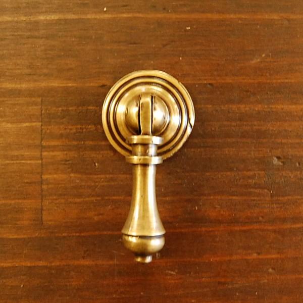 フランス アンティーク 真鍮　ドアノブ　取っ手　板付き　ブラス フランス アンティーク 真鍮 ドアノブ 取っ手 板付き ブラス