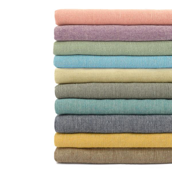 [Release date: October 4, 2019]シンプルで使い勝手の良い単色のマルチクロスですトレンドのアースカラー、くすみカラーソファカバー、ベッドカバーとしてはもちろん、カーテンなど様々なシーンに使えます。シングルサイズベ...