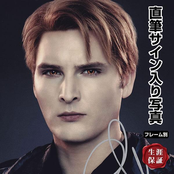 トワイライト 映画グッズ 直筆サイン入り写真 ピーターファシネリ オートグラフ フレーム別 Peter Facinelli The Twilight S 3962 フェーマス サイン ポスターズ 通販 Yahoo ショッピング