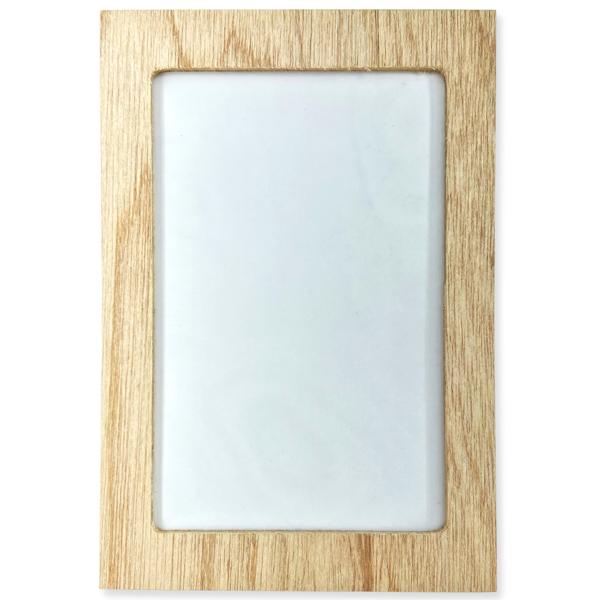 サイズ：木枠(外) 22×28.8cm、木枠(内) 17.2×24.1cm材質：テトロン紗・合板約15×20cmの大きさのプリントが可能、ピグティントのラメも通る目の粗さです。メルトインクとリキッドマスクを使用してスクリーンプリント用の版が...