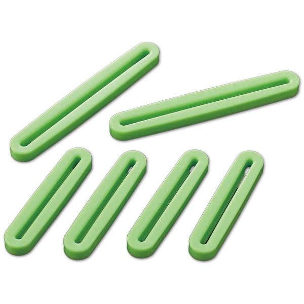 大：外形約75×奥行11mm/質量3g 2個入り(使用できるチューブ幅：65mm)小：外形約50×奥行11mm/質量2g 4個入り(使用できるチューブ幅：40m)材質：ポリプロピレン製中身が少なくなってきたチューブを通して絞ることで中身をし...