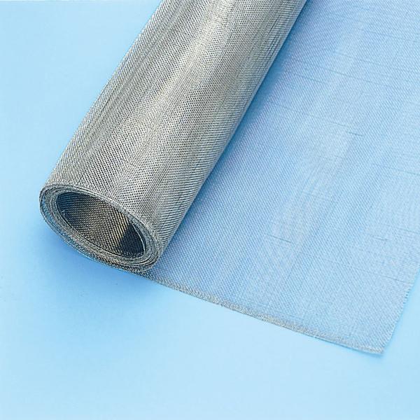 14メッシュ 線径0.28mmサイズ：幅910mm×長さ10m金網彫刻セットの入組品と同メッシュの金網です。少し大きな作品を作る場合の補充用に、また大作や共同製作用に便利なロール巻です。
