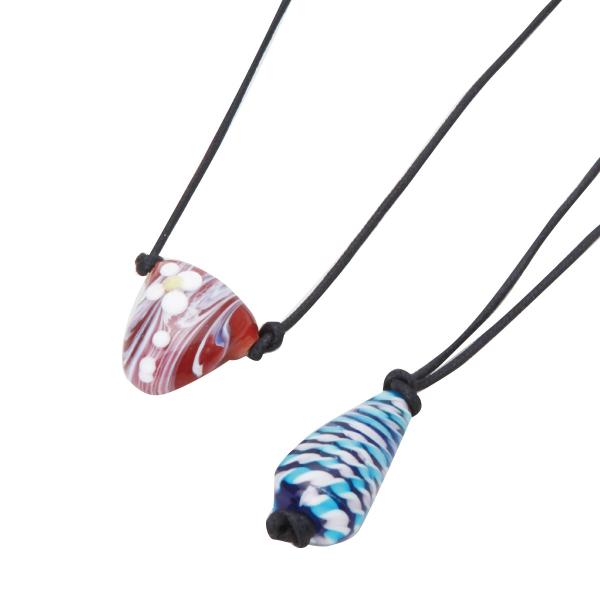 g{ʃLbg ANZT[ 5l y g{  KX z