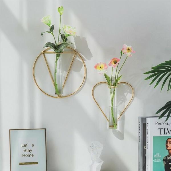 壁掛け アイアン ワイヤーフラワーベース 全5種類 ガラス 試験管 花瓶 ゴールド Art Of Black Buyee Buyee Japanese Proxy Service Buy From Japan Bot Online