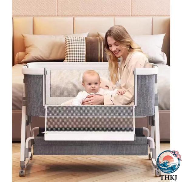 商品詳細 対象:0ヶ月~3歳 素材:高炭素鋼＋綿 展開サイズ:92×50×83cm ベビーベッド/添い寝、大人ベッドの高さ同じに調節できるし、固定ベルトつき、各高度の大人ベッドにくっつけてご利用可能です。下に収納かごつき、布団とおもちゃなど...