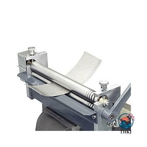 マニュアルベンディングマシンスチールプレートローリングマシンラウンドチューブローラー製造ツールスリップロールマシンデスクメタルプレートベンダー