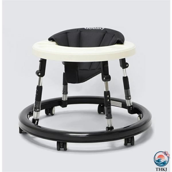 転倒防止設計：「ピラミッド＋大型シャーシ」設計で重心が安定し、転倒しにくい。円錐状のボディと四隅の支持構造で力を分散し、さらに厚手のアルミパイプを採用することで安全性を高めています。 簡単折りたたみ：ワンタッチ折りたたみでコンパクトに収納で...