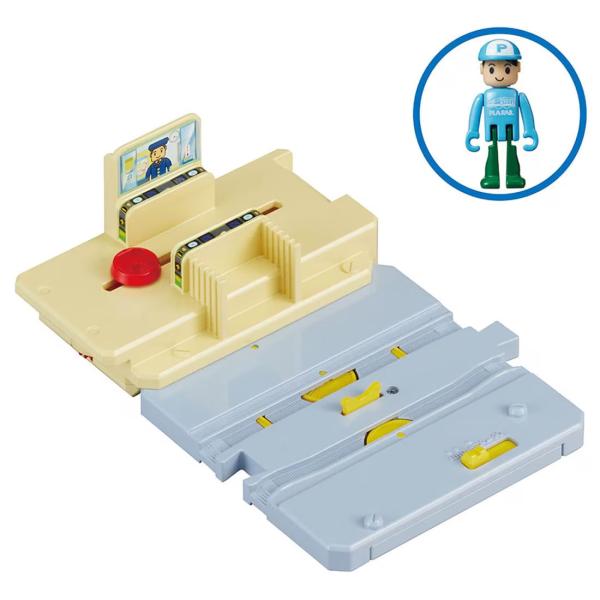 対象年齢３才以上セット内容プラキッズ改札駅・・・１ギヤアクションレール・・・１プラキッズ・・・１シール・・・１パッケージサイズ：約W130×H190×D70mm※セット内容以外の車両、レールは別売りです。