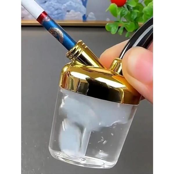 普通のタバコもOK！水がフィルター代りに、煙を濾過することができるため、タールなどの有害物質を取り除く効果があります。やわらかく喫煙できる喫煙具です。水の量で味を調整！水を多く入れるとマイルドな味になります。商品詳細素材：樹脂カラー：金色生...