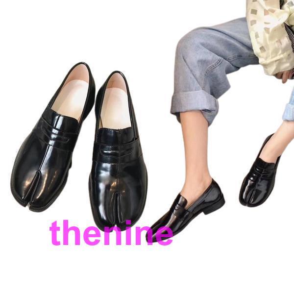 おしゃれ 足袋 シューズ レディース フラット ぺたんこ ローファー 黒 無地 PU レザー レースアップ 光沢 ペタンコ靴 ローヒール トレンド カジュアル おしゃれ 足袋 シューズ レディース フラット ぺたんこ ローファー 黒