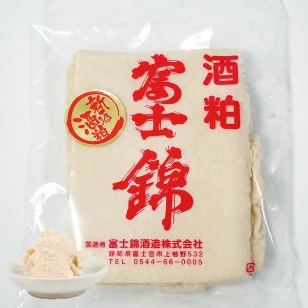 フルーティーで香りが良く、しっとりとした食感で美味しいこと、そして美肌・健康効果の高い栄養素（ビタミンB群、アミノ酸、酵素など）が豊富な富士錦酒造の酒粕。甘酒はもちろん、味噌汁やプリンなど多様な料理に活用でき、飲むほどに「麹臭くない」「スッ...