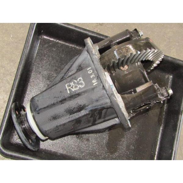 エブリィ　da17v  デフ エブリイワゴン エブリィ DA17V リアデフ デフ玉のみ R06AT 2WD 4AT