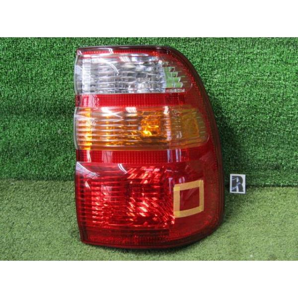 ランドクルーザー UZJ100W 右テールランプ 60-70 81551-60560 ランクル