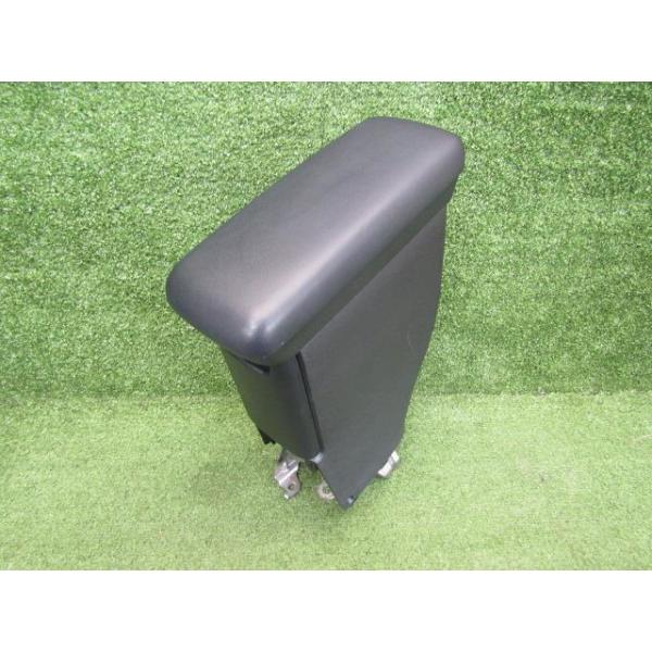 アクア NHP10 センターコンソール 58905-52020-C0 送料【S1】 : ASAHI