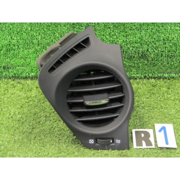 レクサス（LEXUS） IS GSE20 エアコン吹き出し口 右側 55650-53031-C0