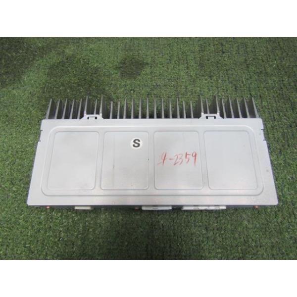 レクサス（LEXUS） IS GSE21 オーディオアンプ 86280-53150 送料【S