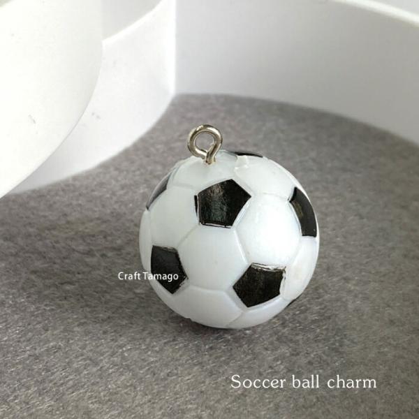 チャームパーツ サッカーボール サッカー部 部活 スポーツ 1個