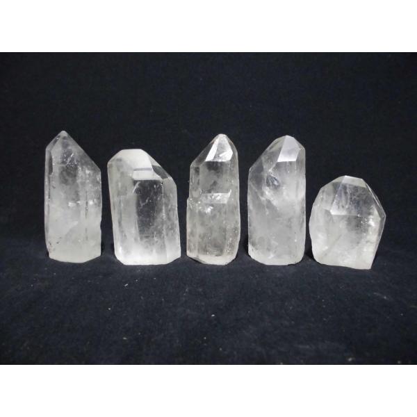 ブラジル産】 水晶原石 高さ4．5〜6．7cm 1個の重さ80〜90g 5個セット