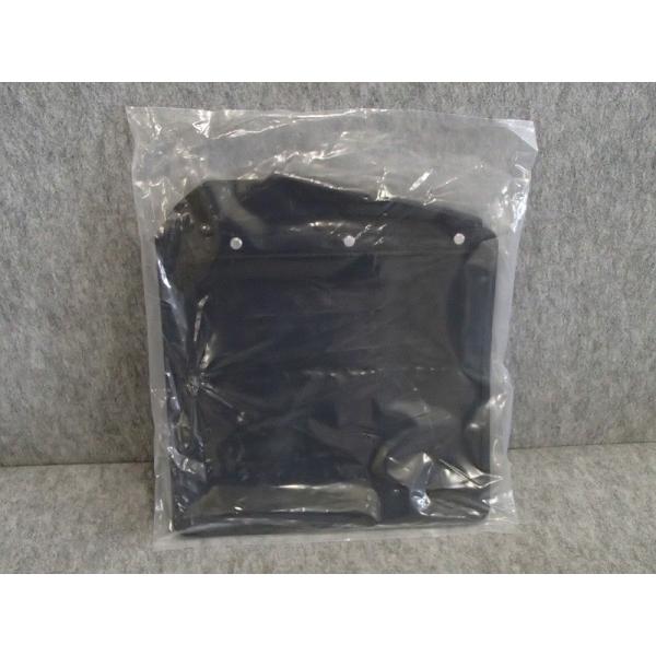 ランドローバー ディフェンダー マッドフラップ 左前 ステー付 社外品