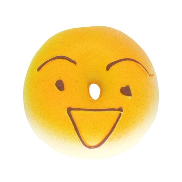 ドギー　ベイクショップブレッド＆ドーナツ型のラテックストーイ。表情豊かな顔が描かれています。中身に綿をつめ、もっちりとした弾力に仕上げました。スクィーカー付き。【スペック】■数量：1個■仕様：ドーナツ：表情全6種ブレッド：表情全8種※表情と...