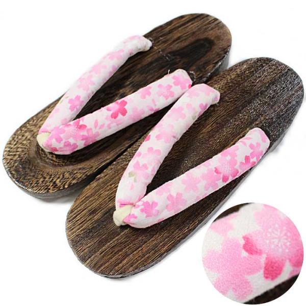 【素材】桐台【サイズ】長さ約24cm　巾約8.5cm　高さ約4cm