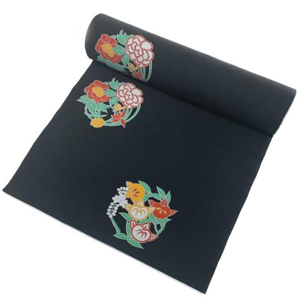 着物 小紋 反物 黒 花 菊 梅 牡丹 橘 藤 菖蒲 花紋 未仕立て 踊り 舞台