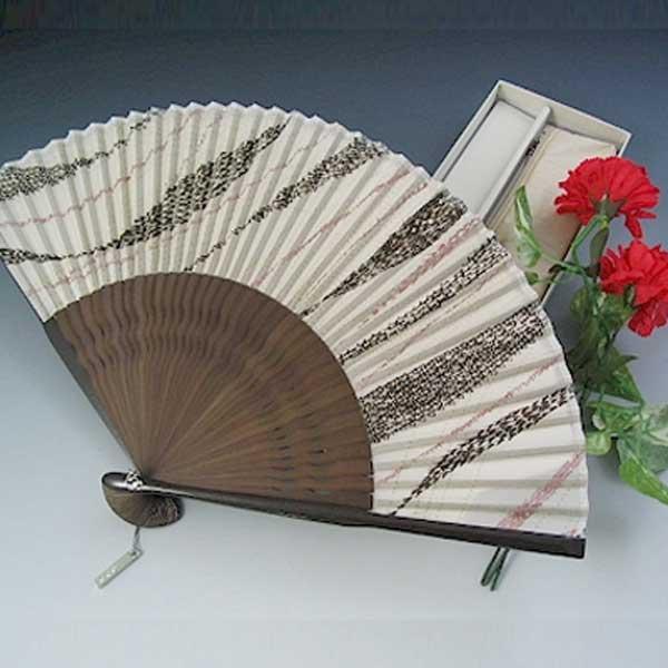 扇子 扇子袋 セット アルファベット オフホワイト 母の日 夏 プレゼント ギフト 夏扇子 セット 母の日ギフト １点までメール便可 H 浅草きもの市 通販 Yahoo ショッピング