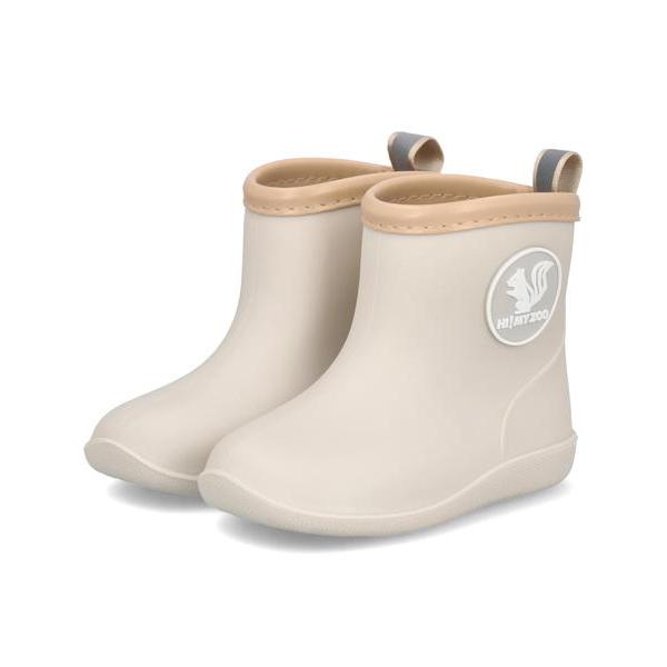 動物や自然モチーフをベースにしたオリジナルブランド「HI! MY ZOO(ハイ マイ ズー)」の、ベビー用レインブーツ。マットな質感のPVC素材に、リスのモチーフがワンポイントになった可愛らしいデザインです♪履き口から靴底まで、繋ぎ目のない...