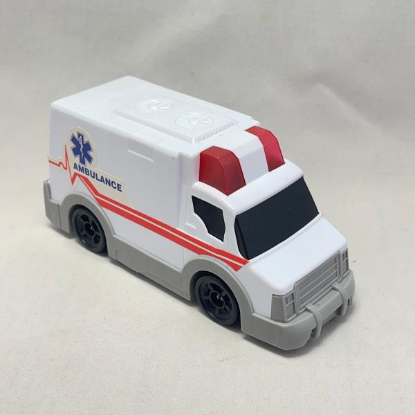 AMBULANCE ミニカー D3 救急車 アメリカン雑貨 ハワイ雑貨 アメ車