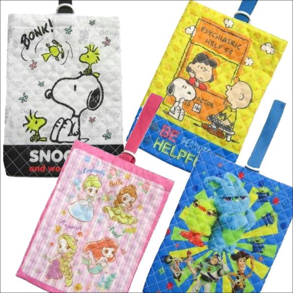 キャラクターがプリントされた保育園・幼稚園や小学校で活躍するキルティング生地ポケット・内側ループは付いていません。底マチはありません。アイロンで接着できる、お名前ネームが１枚付いています♪表裏同柄 サイズ：約H28×W22×D6ｃｍ材　質：...