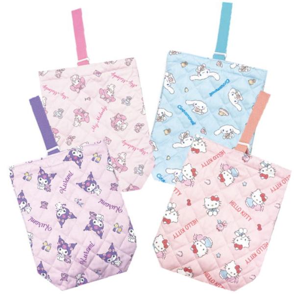 サンリオキャラクターキルトシューズバッグ幼稚園・保育園・学校などでの必須アイテム ♪内側にはネーム付きで通園、通学に便利なマルチケース。ハローキティ :4990270147511マイメロディ：4990270147528クロミ：4990270...