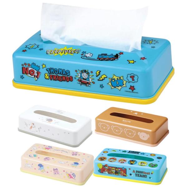 人気キャラクターソフトパックティッシュ用のティッシュケース。ソフトパックのティッシュペーパーを収納できるティッシュぺーパーボックス205×105×50mmまでが収納できる本体を外して底板にパックを置き、本体を被せるだけで簡単上部の隙間から1...