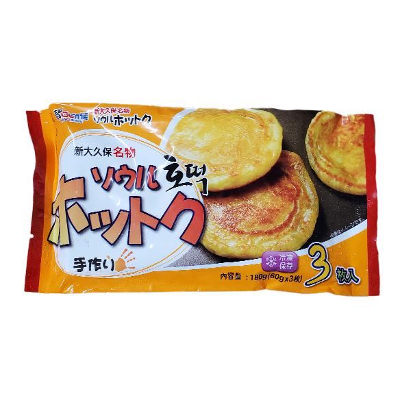 ★韓国食品・雑貨のご購入はぜひ【Asia市場】で！サイト内で税込9,000円以上のご購入で送料が無料に！(クール便代一口800円は別途かかります）■スタッフコメントご家庭用にちょうどいい1枚60gのホットックが3枚入っています。シナモンやナ...