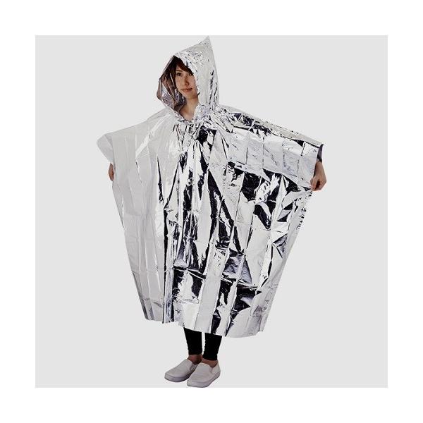 アルミポンチョ（ポーチ入り）軽量コンパクト　素　材：アルミ蒸着CPP　巾　着：ポリエステル（不織布）　外袋サイズ：約１２ｘ１６ｘ２cm　総重量：７５ｇ　生産国：中国製＊本製品は雨具ではありません。＊通気性がないため、保湿に優れている反面、空...