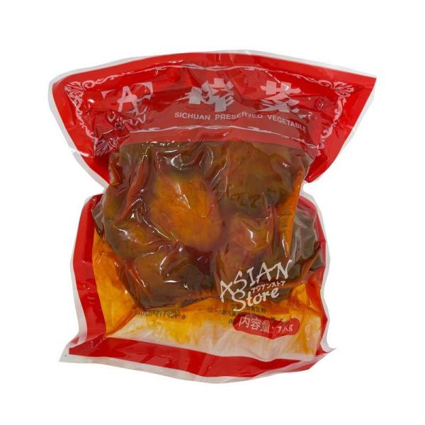 【商品名】業務用ザーサイ（ホール）１000ｇ／業務用搾菜塊１kg【原材料】ザーサイ、食塩、唐辛子【内容量】1000g【原産国】中国【使用方法】塩漬けのため、水洗いしてからお召し上がりください【賞味期限】商品画像記載の賞味期限と現物は異なる場...