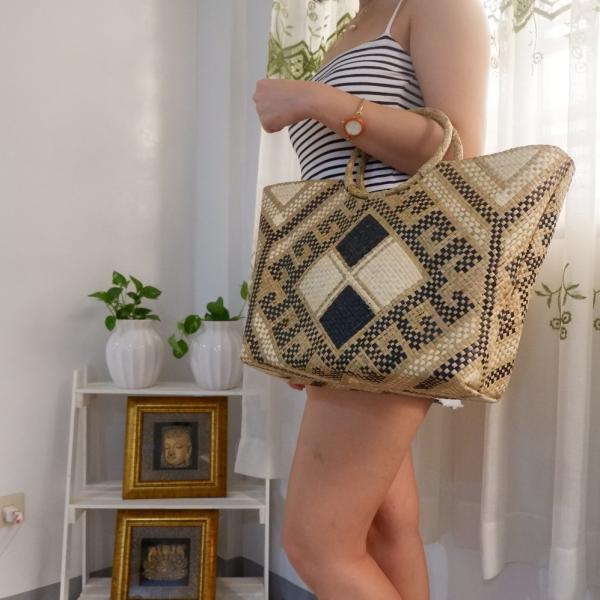 バニグ ハンドメイド トートバッグ 持ち手ラウンド ハンドバッグ banig bag アジア フィリピン デザイン11 M