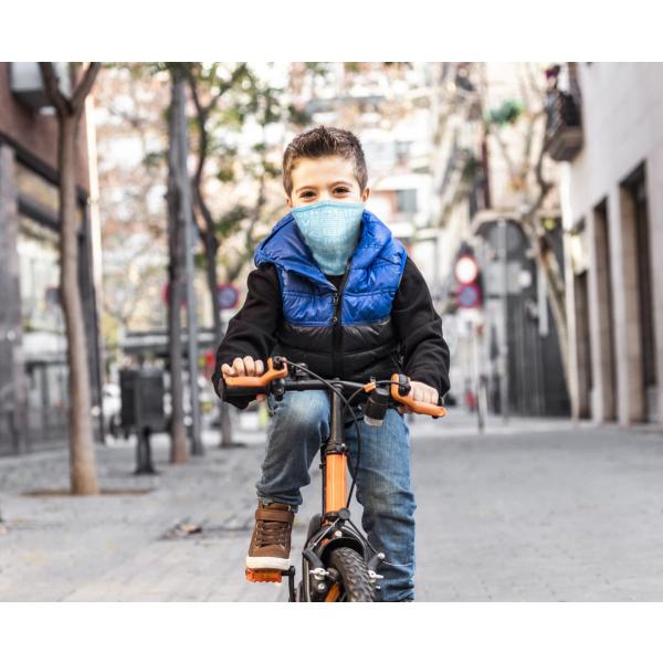 NAROO MASK ナルーマスク　子供用フェイスマスクです。防塵・防寒・UVカットにご使用いただけます。ソフトな素材を使用しており、口の部分にベンチレーターホールがあるため、メガネやサングラスが曇りません。耳の部分に切り目があり、必要に応...