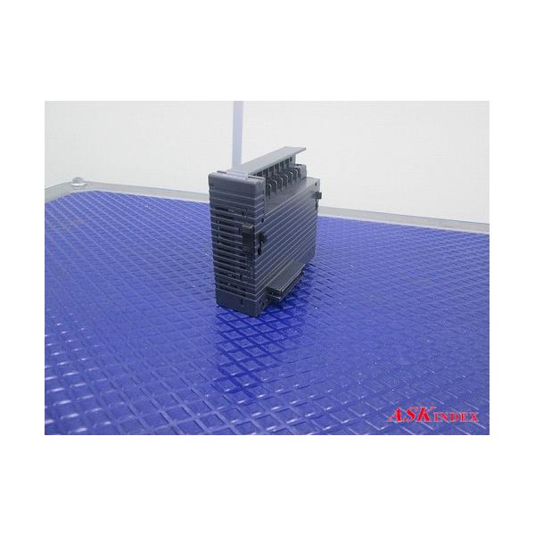 □□ ※送料無料【管理番号N80308】KEYENCE PLC 16点 ネジ端子台 □□ ※送料無料【管理番号N80308】KEYENCE PLC 16点 ネジ端子台