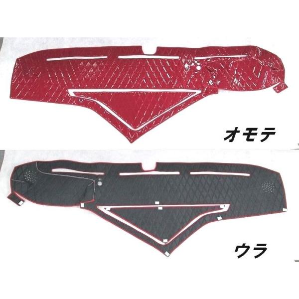 キルトダッシュマット　ワイン（えんじ色）　日野　大型　17プロフィア　トレー穴あり　（平成29年5月〜）